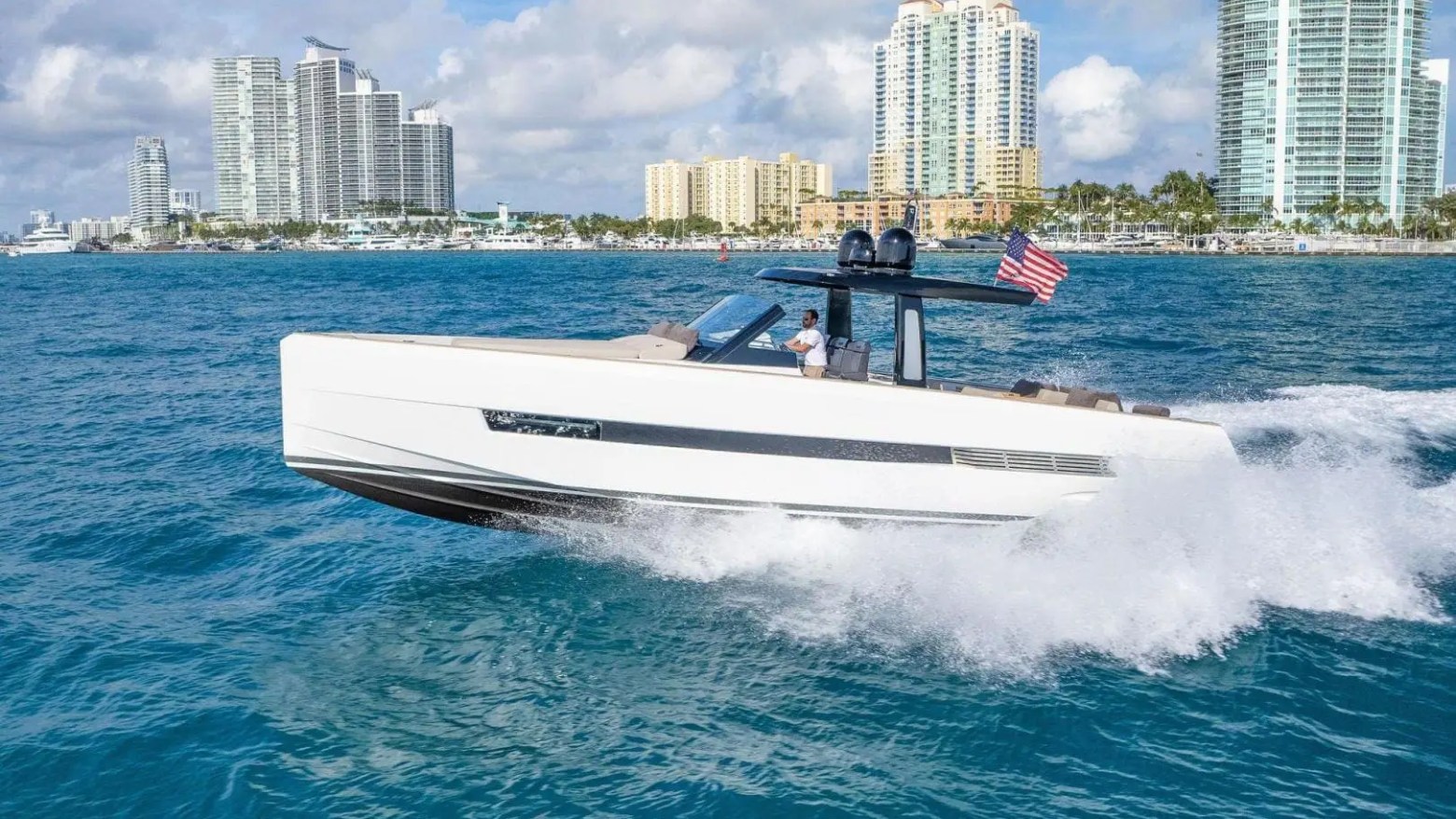 44′ Fjord boat cruising near skyline
