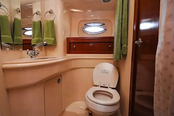 Marine head/bathroom on 45′ Meridian Miami