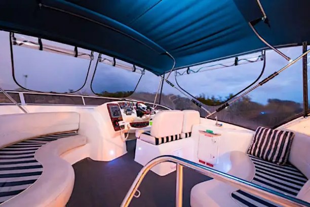 Helm station in action on 45′ Meridian Miami