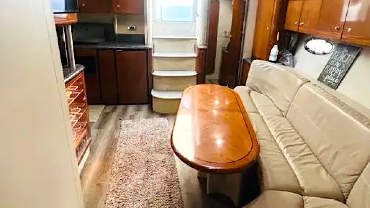 Cabin salon on 48′ Formula Miami