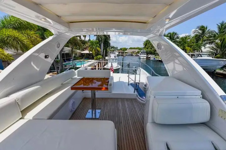 50ft Azimut yacht Miami flybridge bar area