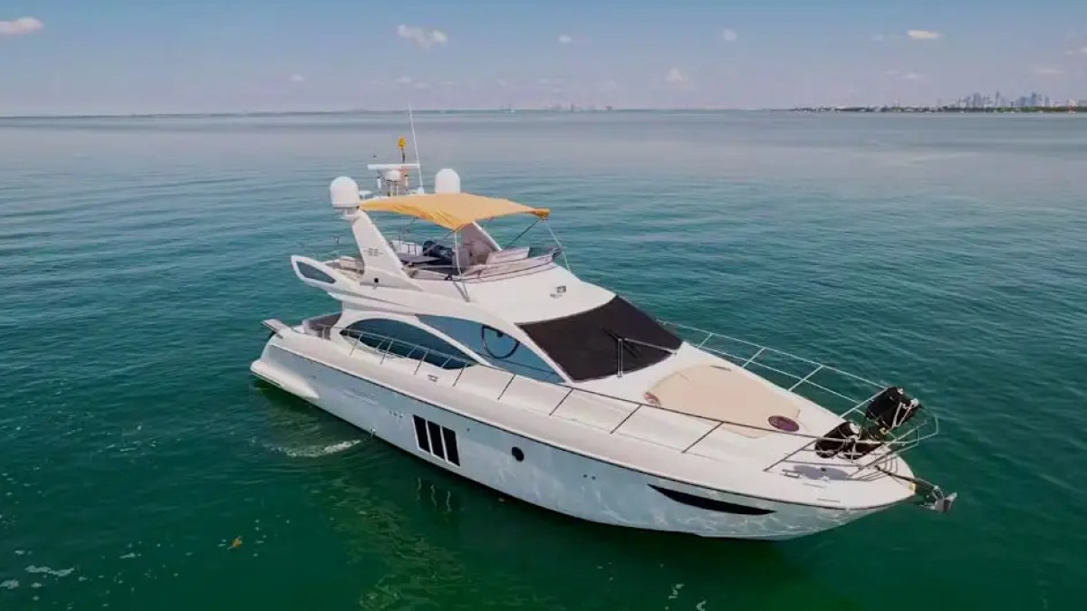 50ft Azimut yacht Miami aerial overhead view