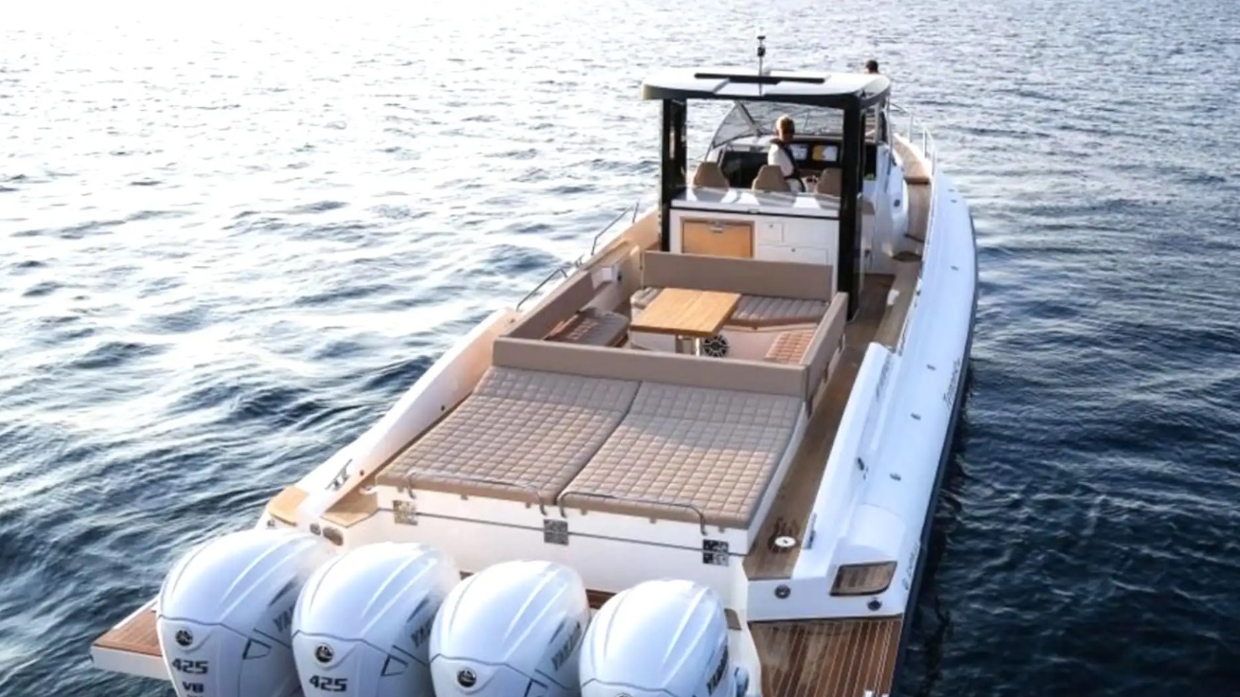 51′ Capelli yacht morning light cruising
