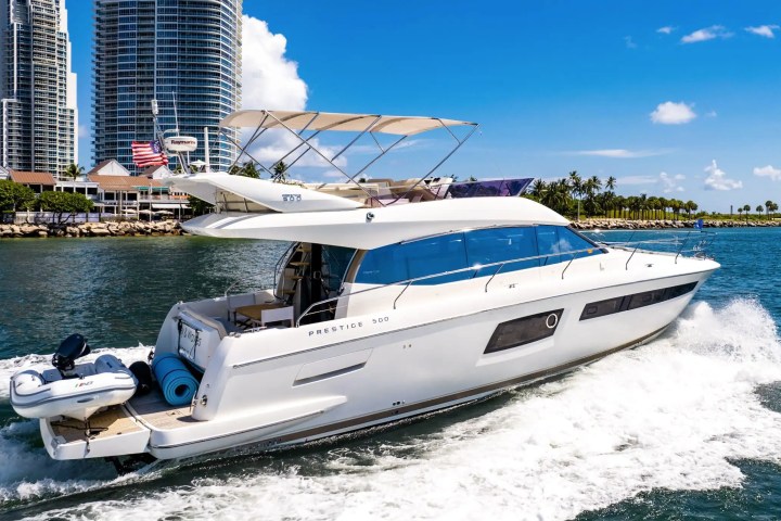 52′ Prestige sunset cruise Aventura –