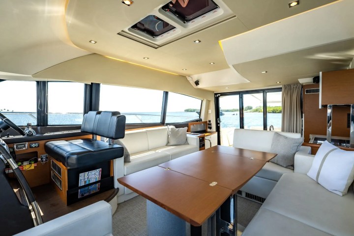 52′ Prestige panoramic water view Aventura –