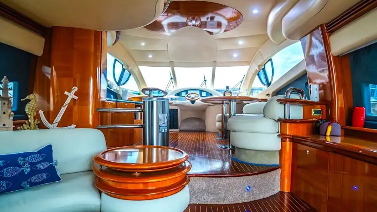 Lounge area aboard Azimut 57 Hollywood