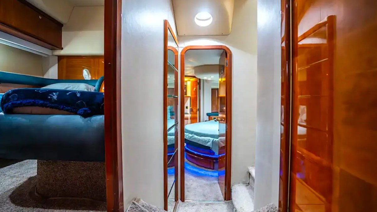 Interior lighting aboard Azimut 57 Hollywood