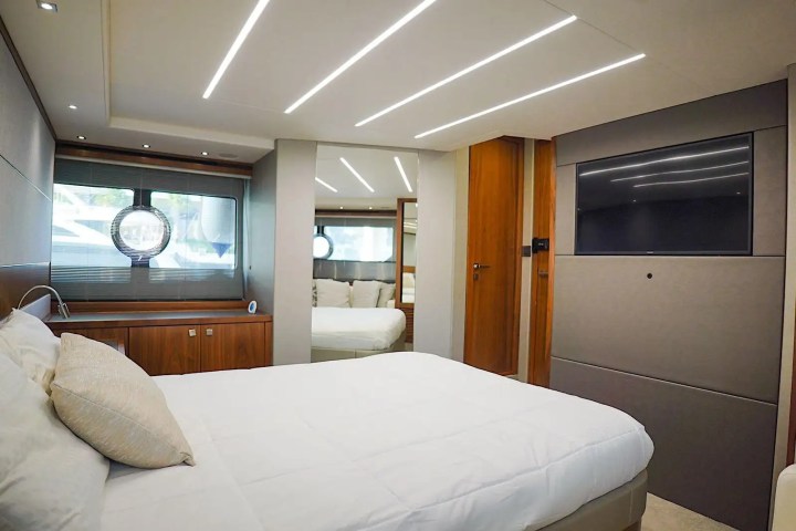60ft Sunseeker yacht Miami master stateroom bed