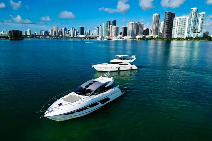 65ft Viking yacht Miami flared hull angle