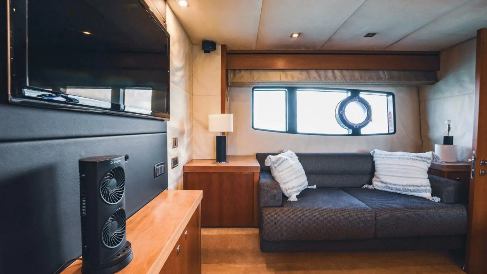 70' Sunseeker yacht charter lounge area in Miami Beach on Biscayne Bay