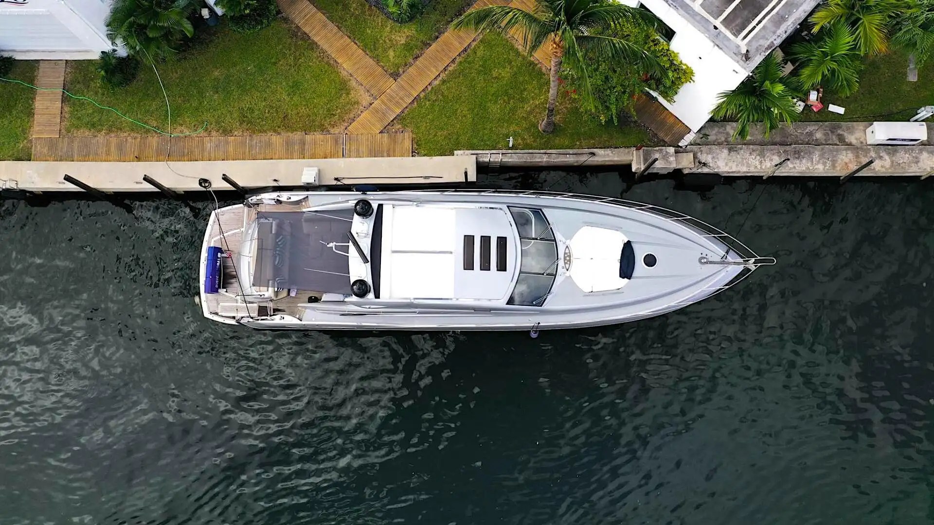 Aerial skyline horizon of 72′ Sunseeker Miami