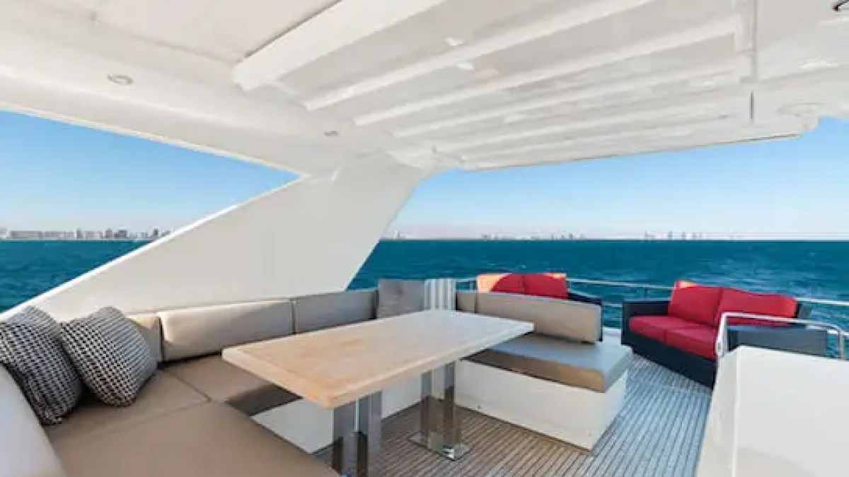 Exterior shot of 75′ Prestige at Turnberry Marina dock