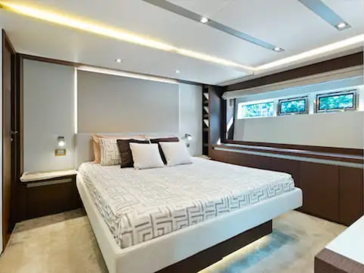 Master stateroom on 75′ Prestige yacht with king bed