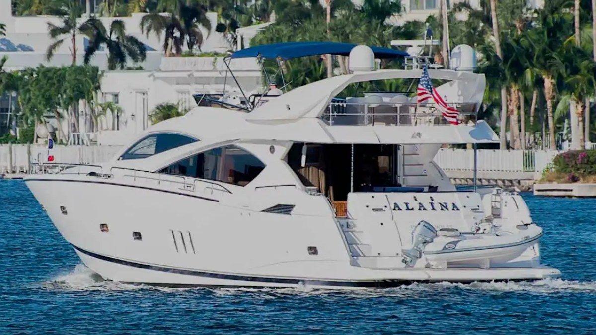 84' Sunseeker yacht charter cruising Miami Beach waterfront