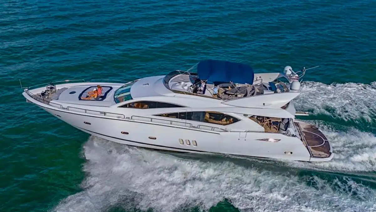 84' Sunseeker yacht charter cruising Miami Beach Biscayne Bay aerial view