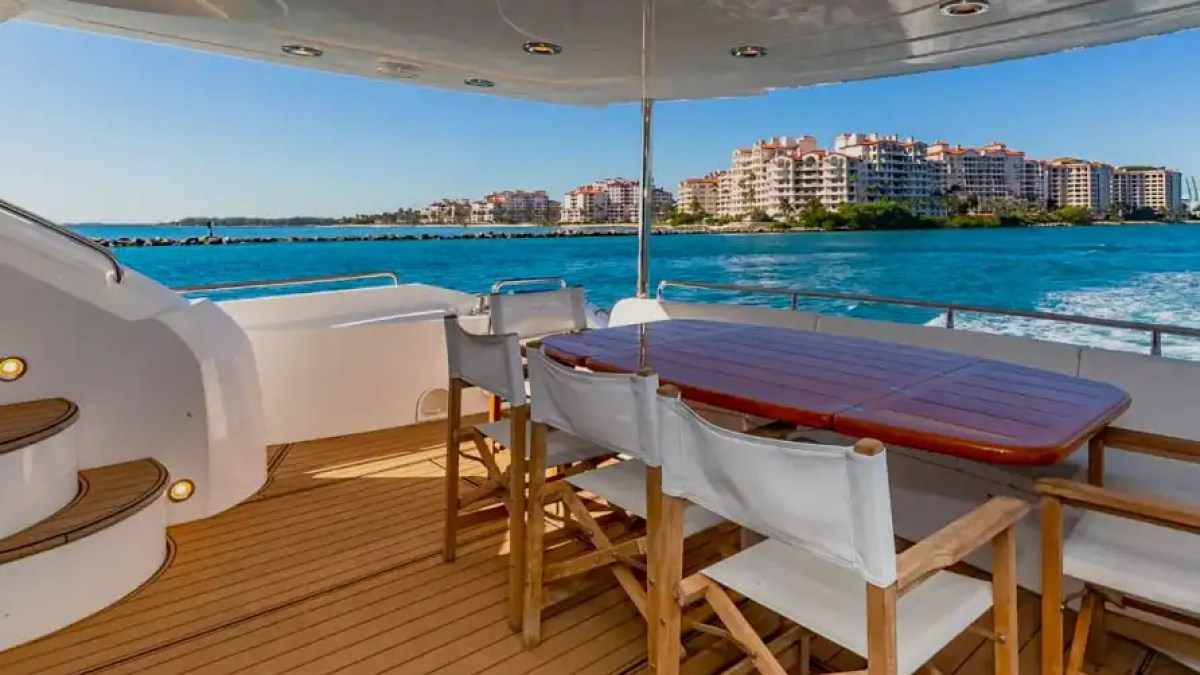 84' Sunseeker yacht charter aft deck dining Miami Beach Biscayne Bay