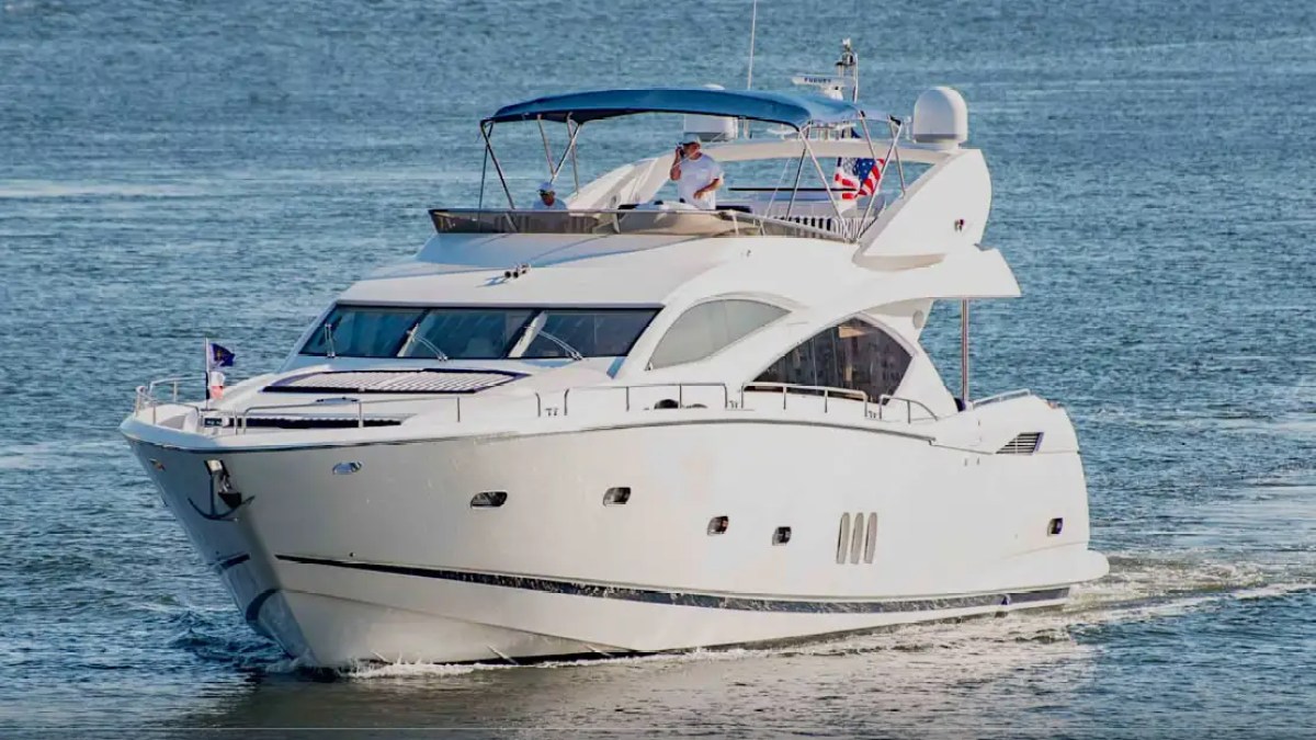 84' Sunseeker yacht charter cruising Miami Beach Biscayne Bay