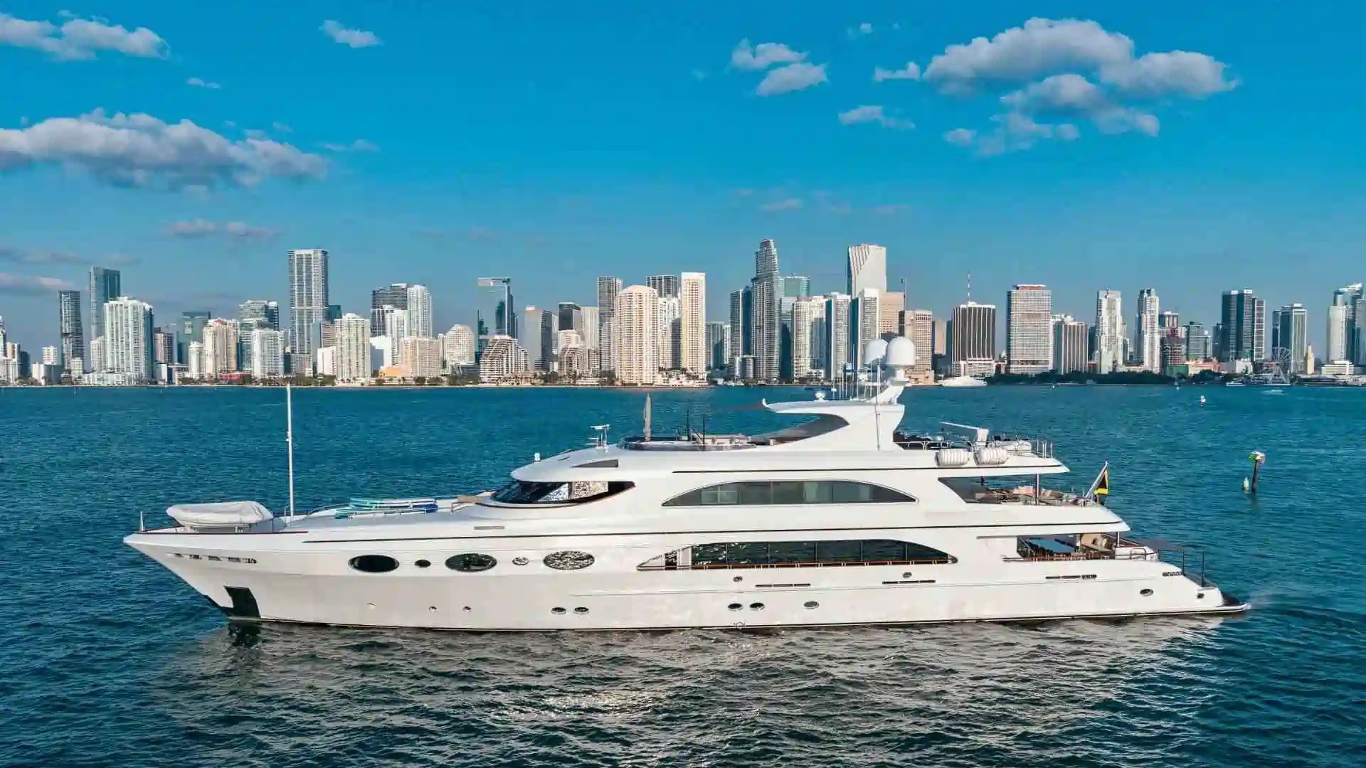 Aerial top-down of 166′ Trinity Miami