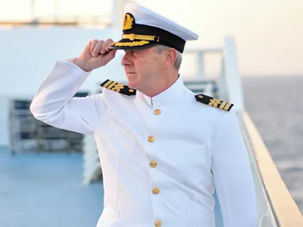 Hire Captains in Aventura, Florida