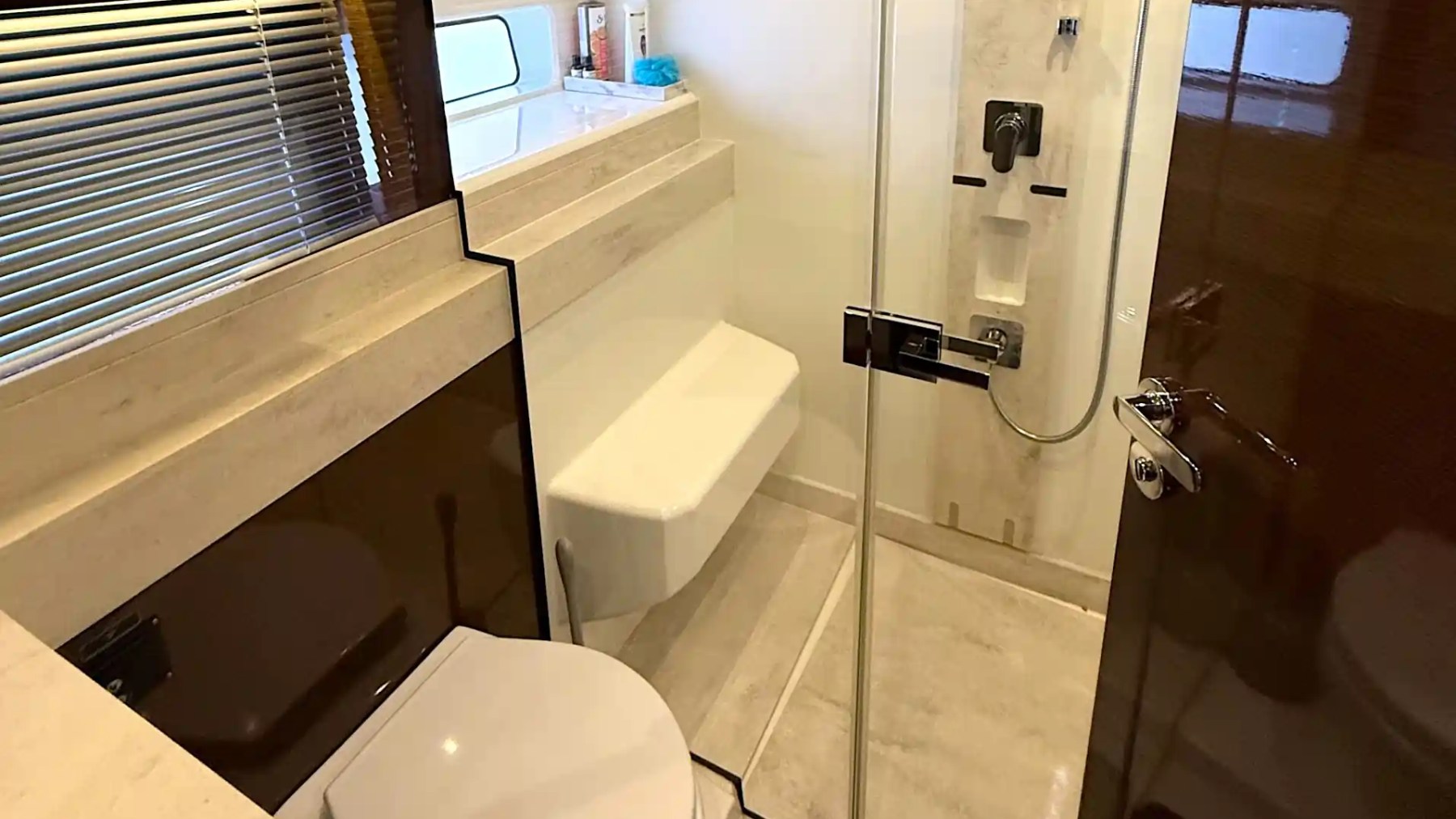 59' Azimut yacht charter shower bathroom Anna Maria yacht rental