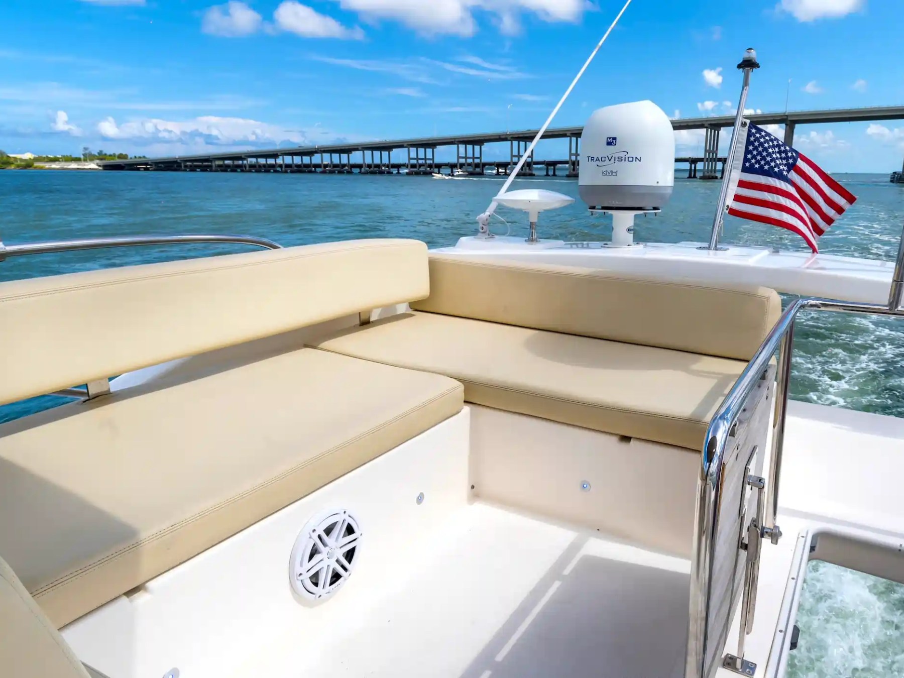 45' Azimut boat rental Hollywood flybridge seating ocean view American flag
