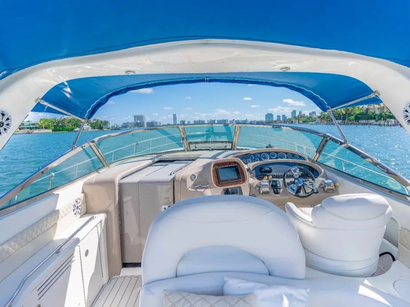 45' SeaRay Boat Rental helm station with panoramic Biscayne Bay views in Miami.