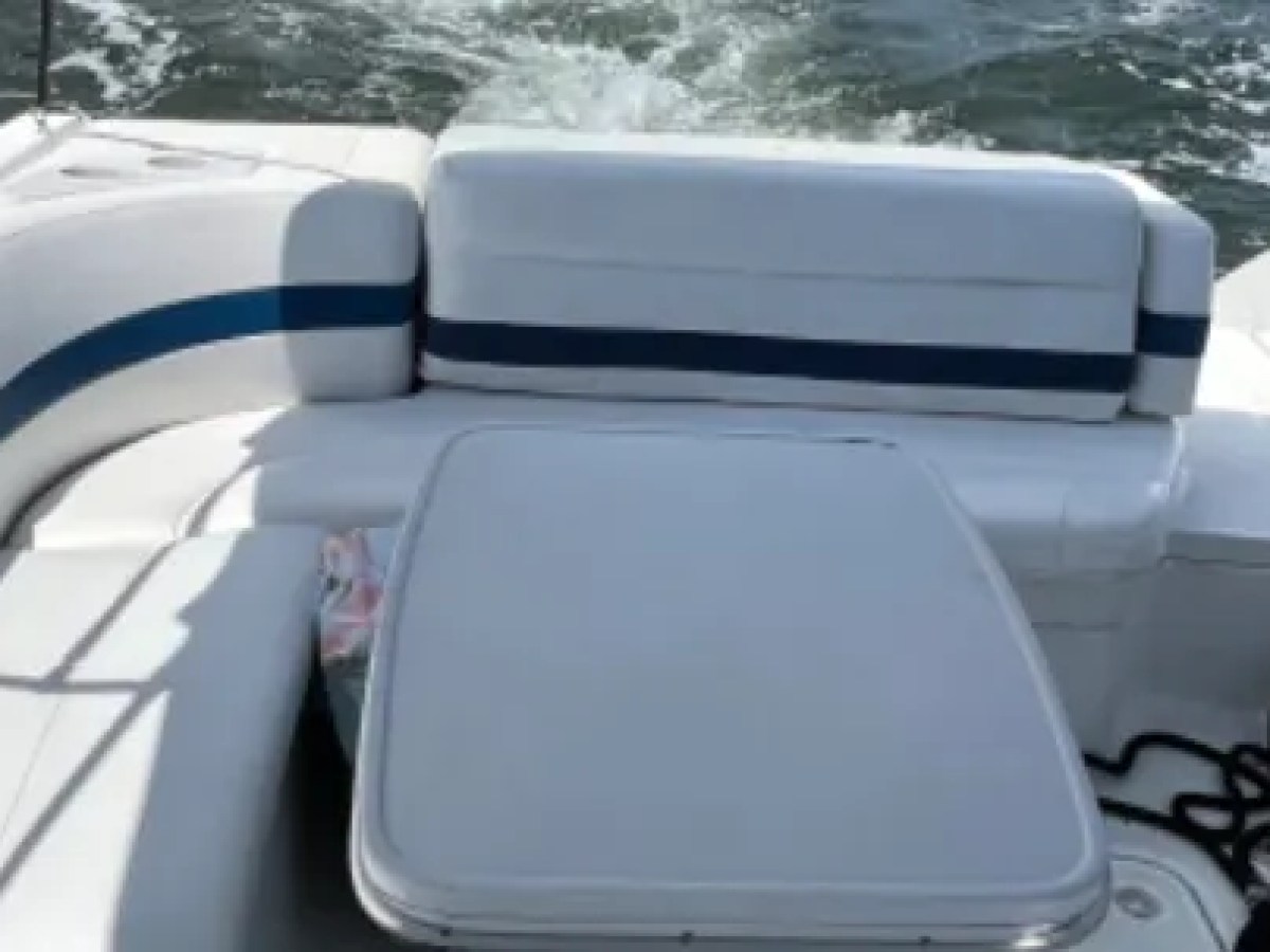 Stern lounge seating on 28' Formula Boat Rental in Boynton Beach Florida.