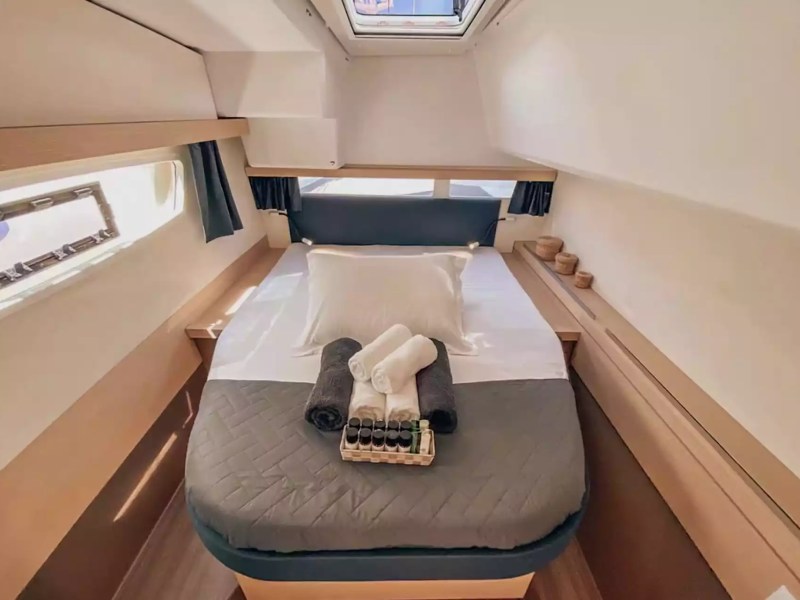 40' Fountaine Pajot Boat Rental with private stateroom, double bed and natural light.